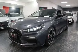 Hyundai i30 N Performance*LED*KAM*TEM*NAVI*CARPLAY*1HAND