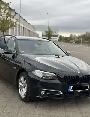 BMW 525 525d Touring Aut. Luxury Line