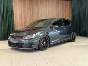 Volkswagen Golf VII GTI Perform.°Pano°Sound°Kam°TotW.°ACC