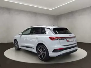 Audi Q4 e-tron 45 quattro 210 kW Bild 3