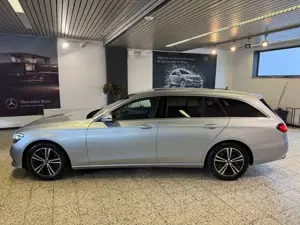 Mercedes-Benz E 220 T d 4Ma Avantgarde NAV/MBUX/LED/PTS/TW/SPUR/360/1H