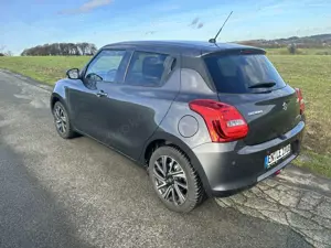Suzuki Swift Beste Ausstattung top Zustand Restgarantie Bild 2