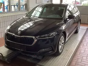 Skoda Octavia Combi Style2.0TDI DSG LED Navi SHZ