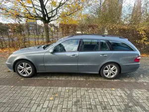 Mercedes-Benz E 280 E 280 T CDI Avantgarde DPF Bild 3