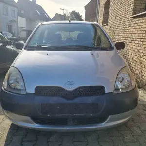 Toyota Yaris Yaris 1.0 linea luna