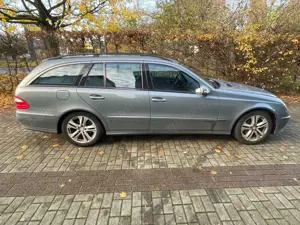 Mercedes-Benz E 280 E 280 T CDI Avantgarde DPF Bild 4