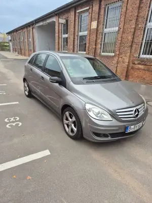 Mercedes-Benz B 200 Autotronic
