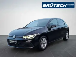 Volkswagen Golf VIII 1.0 TSI Life KLIMA / MATRIX / ACC / NAVI / PA