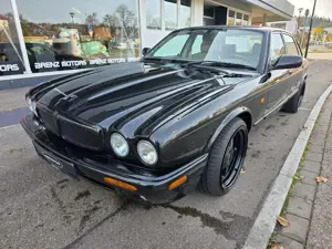 Jaguar XJR