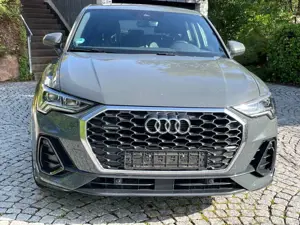 Audi Q3 45 TFSI quattro basis Bild 5
