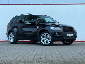 BMW X5 4.8i V8*H/K*KAMERA*MEM*NAVI*PANO*INDIVIDUAL*