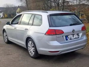 Volkswagen Golf Variant Golf Variant 1.6 TDI BlueMotion Trendline Bild 2