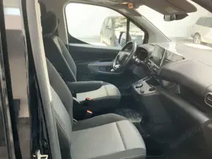 Toyota Proace City Verso L1 EXECUTIVE 1.2T 130PS AG8 AHK+KAMERA+ACC+N Bild 4