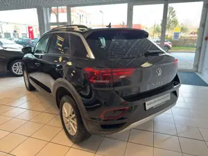 Volkswagen T-Roc 1.5 TSI DSG Life*AHK*LED*Navi*SHZ*PDC* Bild 2