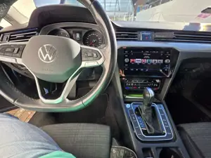 Volkswagen Passat Variant Passat Variant 2.0 TDI SCR DSG Business Bild 3