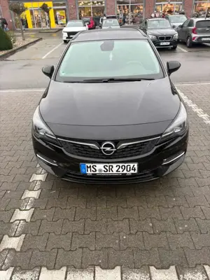 Opel Astra 1.5 D Start/Stop Sports Tourer Automatik DesignTe
