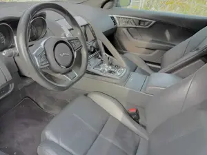 Jaguar F-Type Cabrio P380 AWD Facelift ohne OPF mit Klappe Bild 4