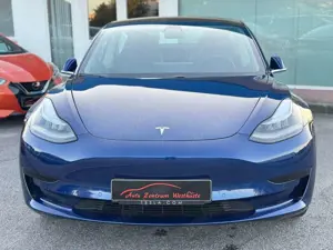 Tesla Model 3 Bild 2