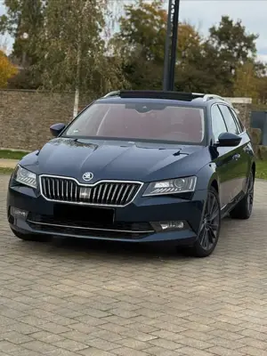 Skoda Superb Combi 2.0 TDI DSG 190PS | Top-Austattung