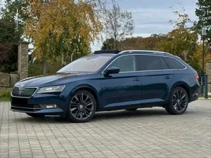 Skoda Superb Combi 2.0 TDI DSG 190PS | Top-Austattung Bild 2