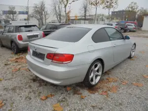 BMW 320 i Coupe ~ Tüv und Service Neu ~ Bild 5