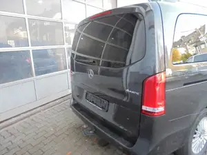 Mercedes-Benz V 300 d lang 4Matic, Kamera, Navi Bild 4