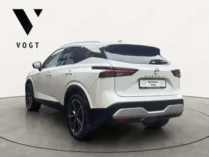 Nissan Qashqai °AUTOMAT°J12°TEKNA+°LEDER°BOSE°AHK°PANORA Bild 4