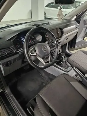 Volkswagen T-Cross Life Bild 2