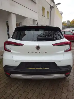 Renault Captur II Evolution TCe 90 Navi+SiHz Bild 4