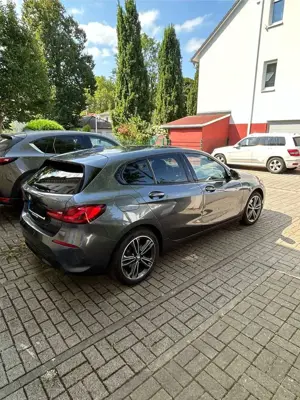 BMW 118 118i Sport Line Navi Top Zustand,  Unfallfrei