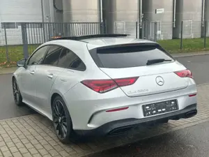 Mercedes-Benz CLA 220 Edition 1 AMG Pano LED MBUX 19 Zoll Bild 4
