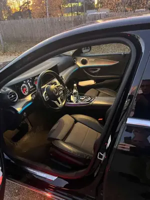 Mercedes-Benz E 200 Kompressor Automatik Classic Bild 5