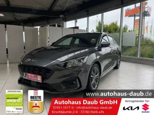 Ford Focus 1.0 ST-Line +LHZ+SHZ+Navigation+Kamera++++