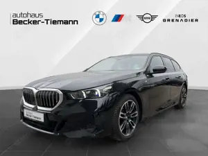 BMW 520 d Touring M Sport NP:83.410,- AHK Pano Standhz. HK