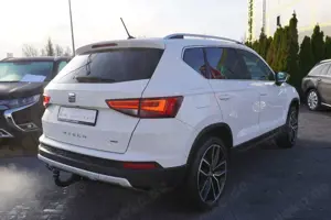SEAT Ateca 2.0 TDI 4Drive LED Navi AHK Kamera Keyless Bild 5