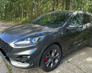 Ford Kuga ST-LineX 2.0 AWD 4x4 LED AHK HeadUp Kamera Navi