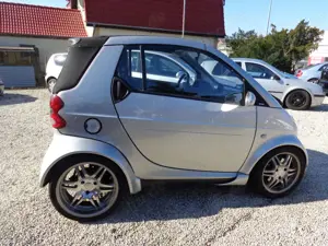 smart brabus Tüv u.Service neu Bild 2