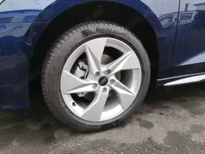 Audi A3 30 TFSI *S Line*LED*Virtual*Ambient Bild 4