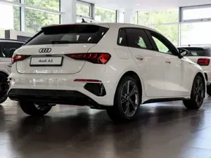 Audi A3 35 TDI S-Line LED Kamera Bild 2