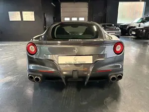 Ferrari F12 Bild 4