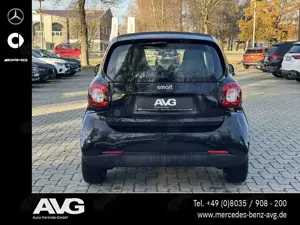 smart forTwo smart EQ fortwo Klima SHZ Cool  Audio LED RDK Bild 5