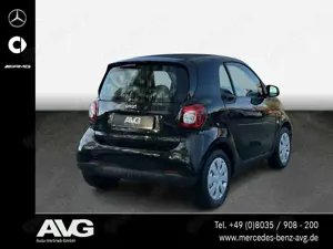 smart forTwo smart EQ fortwo Klima SHZ Cool  Audio LED RDK Bild 4