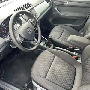 Skoda Fabia Drive-Tüv neu-Tempomat Bild 5