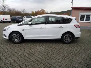 Ford S-Max Titanium AWD+Turbolader Schaden+Automatik+4 x 4