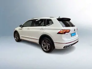 Volkswagen Tiguan Allspace 2,0 TDI DSG R-Line 4Motion AHK N Bild 4