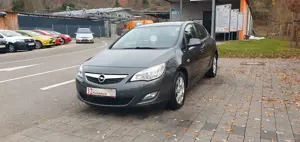 Opel Astra J Lim. 5-trg.Edition*TÜV-NEU*KLIMA*SHZ*PDC