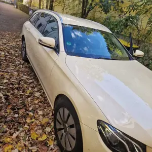 Mercedes-Benz E 200 E 200 d (213.213)