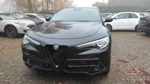 Alfa Romeo Stelvio Bild 2