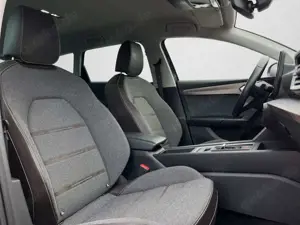 SEAT Leon Sportstourer Xcellence 1.4 e-HYBRID NAV LED Bild 4