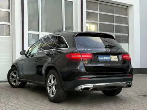 Mercedes-Benz GLC 250 9G 4Matic AMG *LUXURY *PANO*AHK*KAME* Bild 3